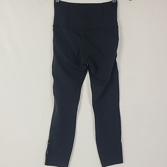 Lululemon Women's High Times Black Pant Leggings Size 4, Inseam 23" EUC - Picture 5 of 7